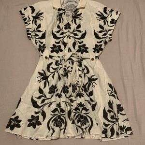 Zara Monochrome Floral Top